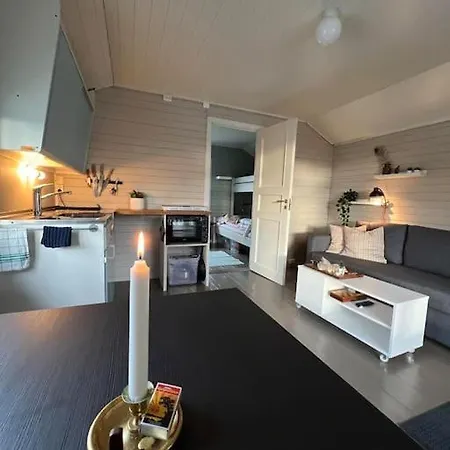Idyllisk Minihus I Landlige Omgivelser - Med 5 Sengeplasser Og Parkering Holiday home *