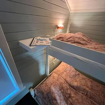 Idyllisk Minihus I Landlige Omgivelser - Med 5 Sengeplasser Og Parkering Holiday home