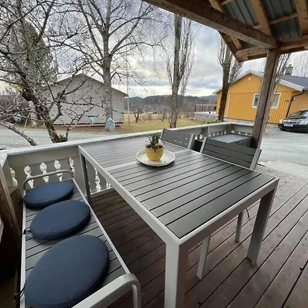 Idyllisk Minihus I Landlige Omgivelser - Med 5 Sengeplasser Og Parkering Tatil Evi