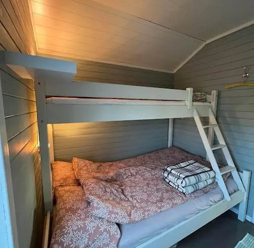 Idyllisk Minihus I Landlige Omgivelser - Med 5 Sengeplasser Og Parkering * Åsen