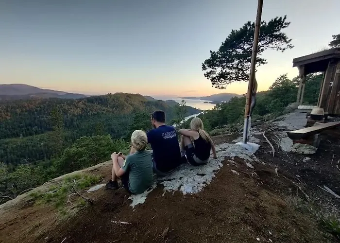 Idyllisk Minihus I Landlige Omgivelser - Med 5 Sengeplasser Og Parkering * Åsen
