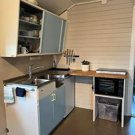 Idyllisk Minihus I Landlige Omgivelser - Med 5 Sengeplasser Og Parkering Åsen